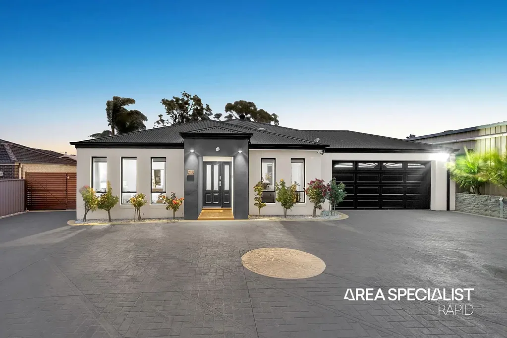 10 Lytham Court, Cranbourne, VIC 3977