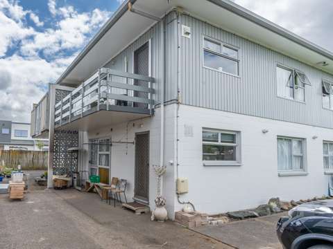 Hamilton East 2房  A Solid Investment Opportunity!