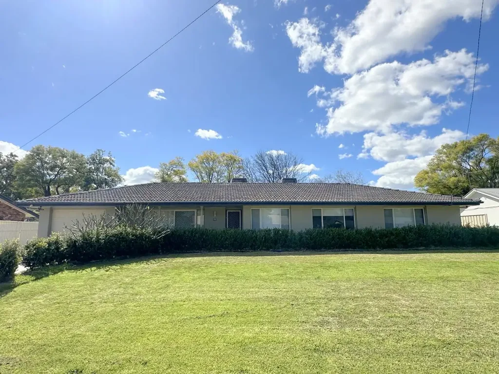 2 Karingal Place, Moree, NSW 2400