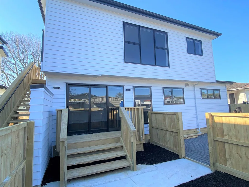 Convenient 3 Bedroom Townhouse
