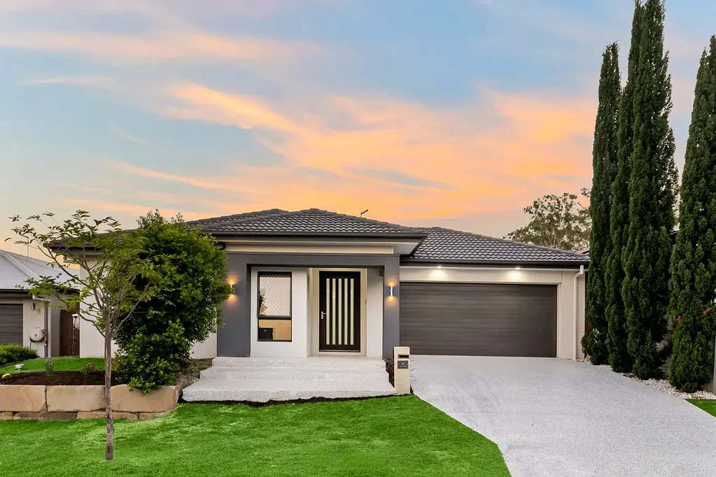 16 Cornwall Street, Pallara, QLD 4110