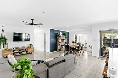 2 Forest Pines Boulevard, Forest Glen, QLD 4556, 4 Kuwarto, 2 Banyo, House