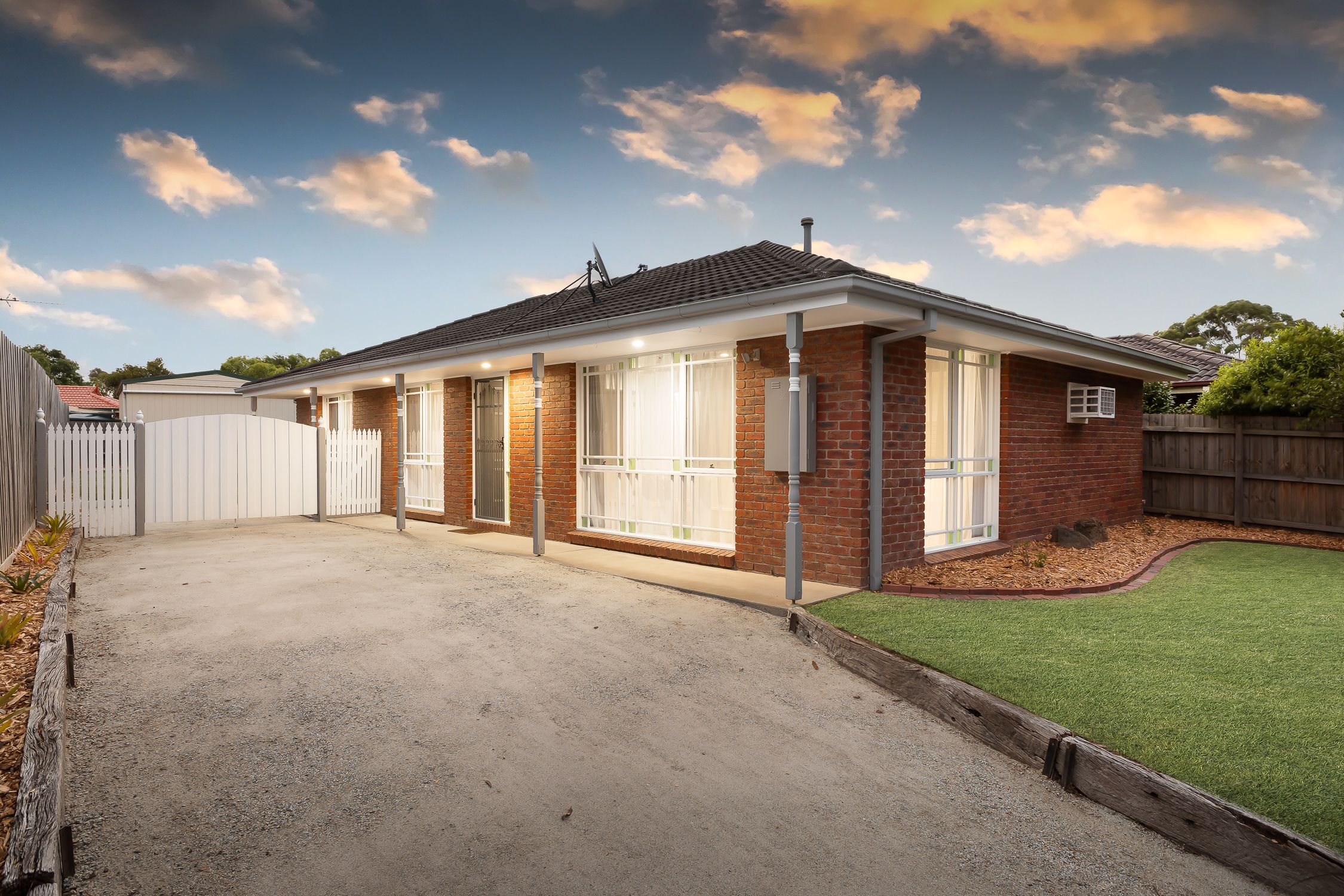 34 DUNCAN DR, PAKENHAM VIC 3810, 0 Bedrooms, 0 Bathrooms, House