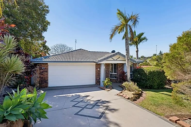 Banora Point 3 Slaapkamer Lovely family home in elevated position!