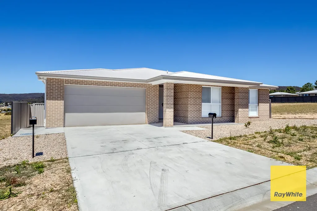 Bowenfels 6ห้องนอน Stunning Newly Built Family Home and Granny Flat at 51 Hillcrest Avenue, Bowenfels