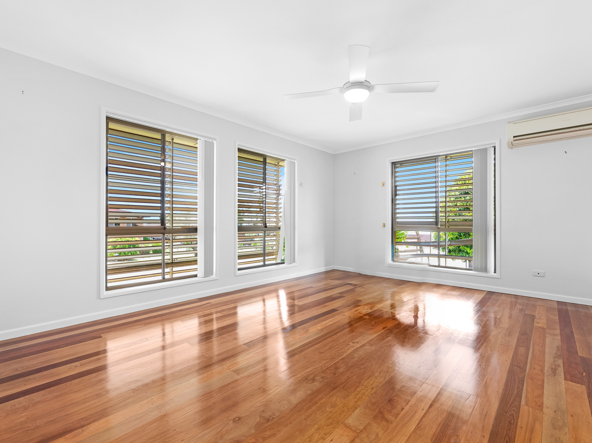 8 UNGOWA AV, PIALBA QLD 4655, 0房, 0浴, House