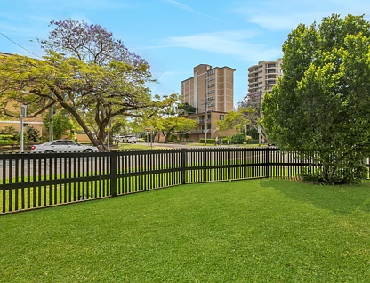 53 Macquarie Street, St Lucia, QLD 4067, 2 ਕਮਰੇ, 2 ਬਾਥਰੂਮ, Townhouse