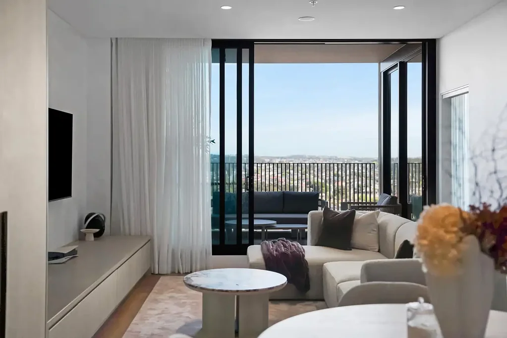 Merrylands 2ਬੈੱਡਰੂਮ Elevated Resort Style Living!