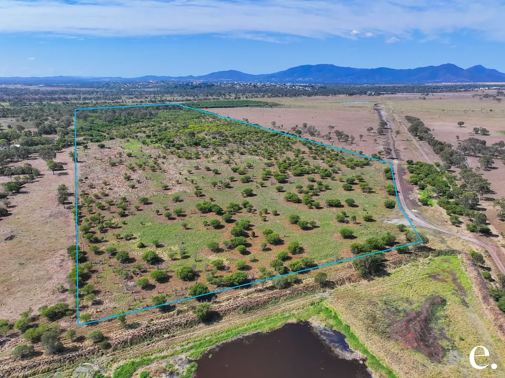 Fairy Bower  Farm or Invest - Rare 110-Acre Parcel on the Capricorn Highway