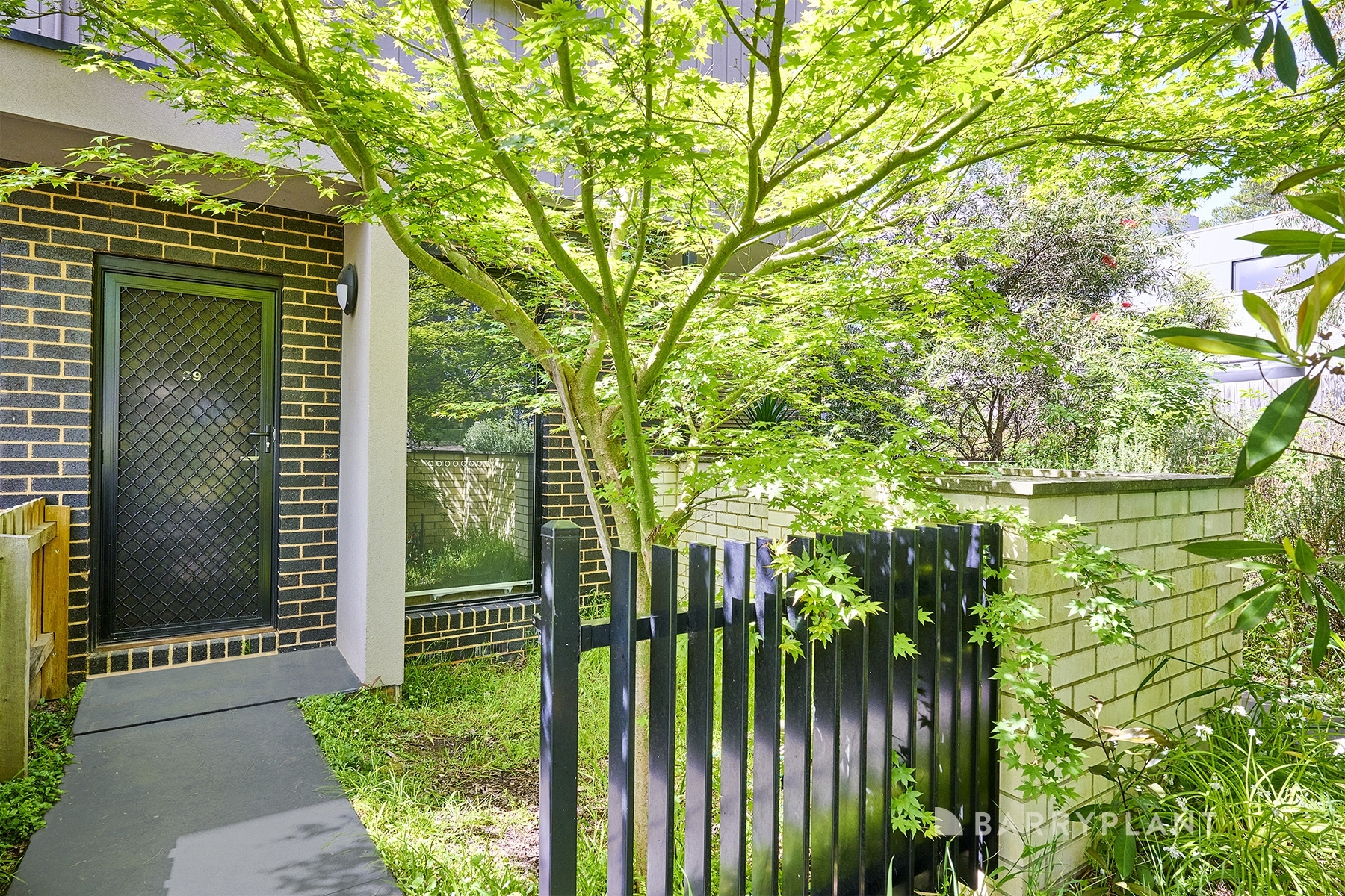 39 CAMBRIDGE RD, MOOROOLBARK VIC 3138, 0 habitaciones, 0 baños, Townhouse