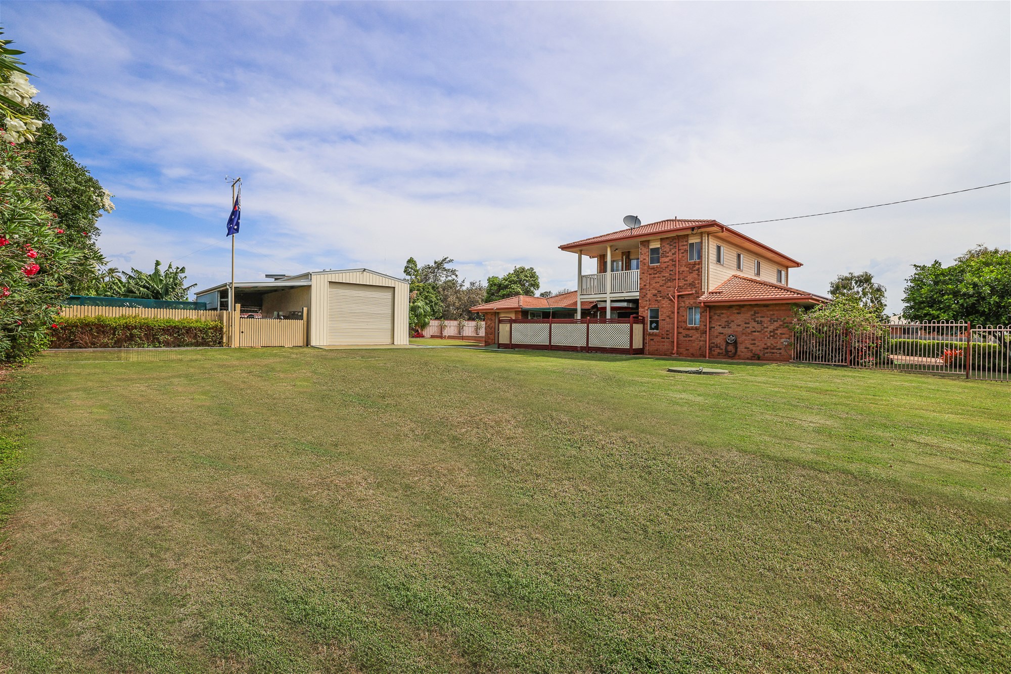 17 MILTON ST, BURNETT HEADS QLD 4670, 0房, 0浴, House