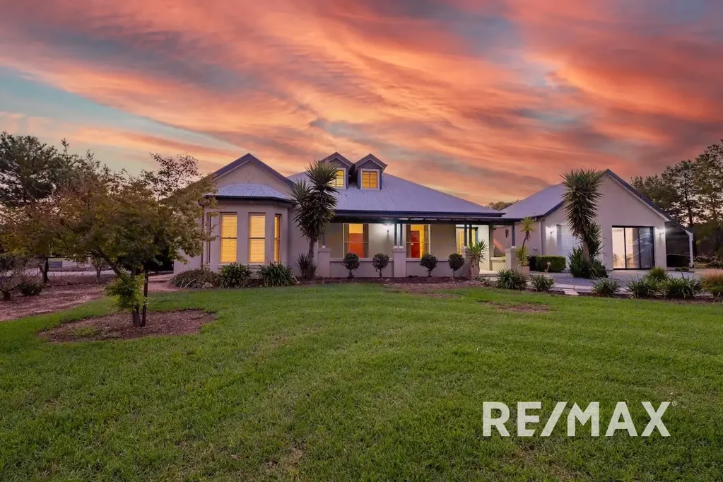 Springvale 5 Bedroom Springvale at its Finest