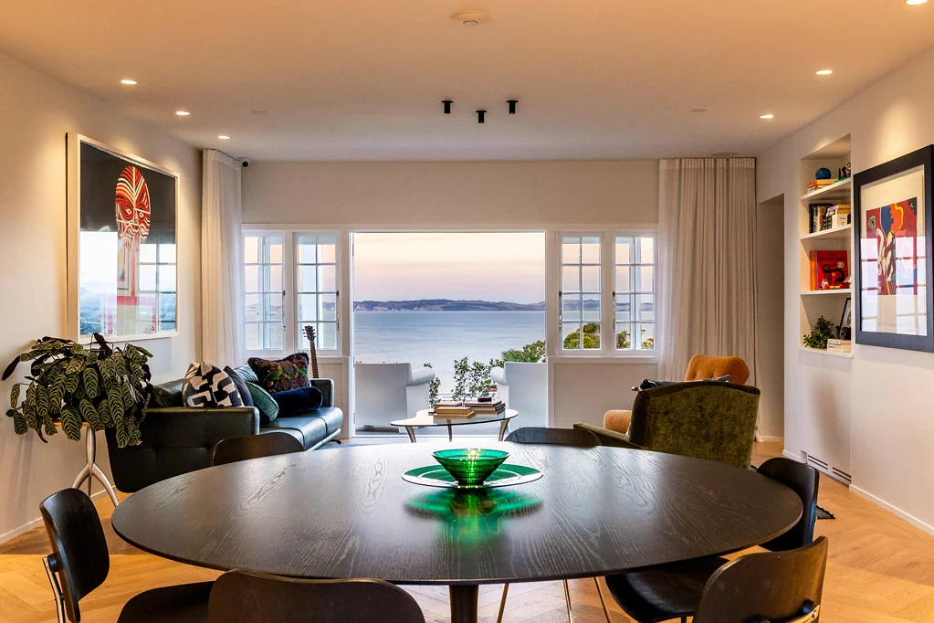 Napier Hill 3房  A Fully Reimagined Bluff Hill Residence