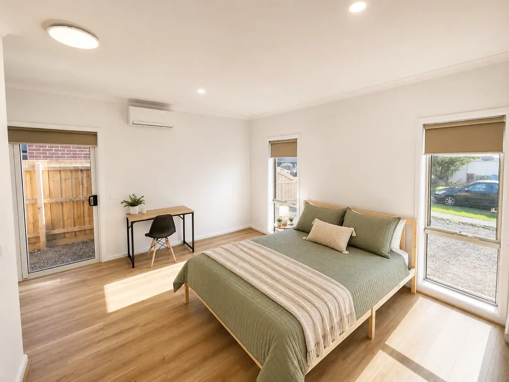 Private Studio with Ensuite & Courtyard - Utilities Included | From $325/week