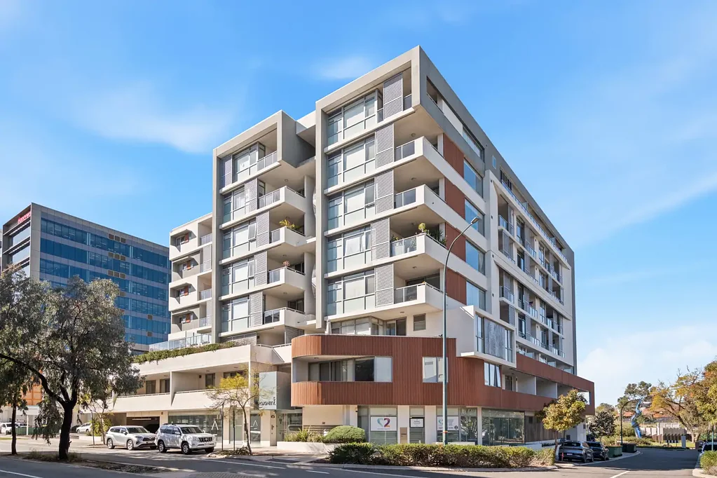 Rivervale 2 Bedroom Top Floor Living with Exceptional Expansive Outdoor Living Space