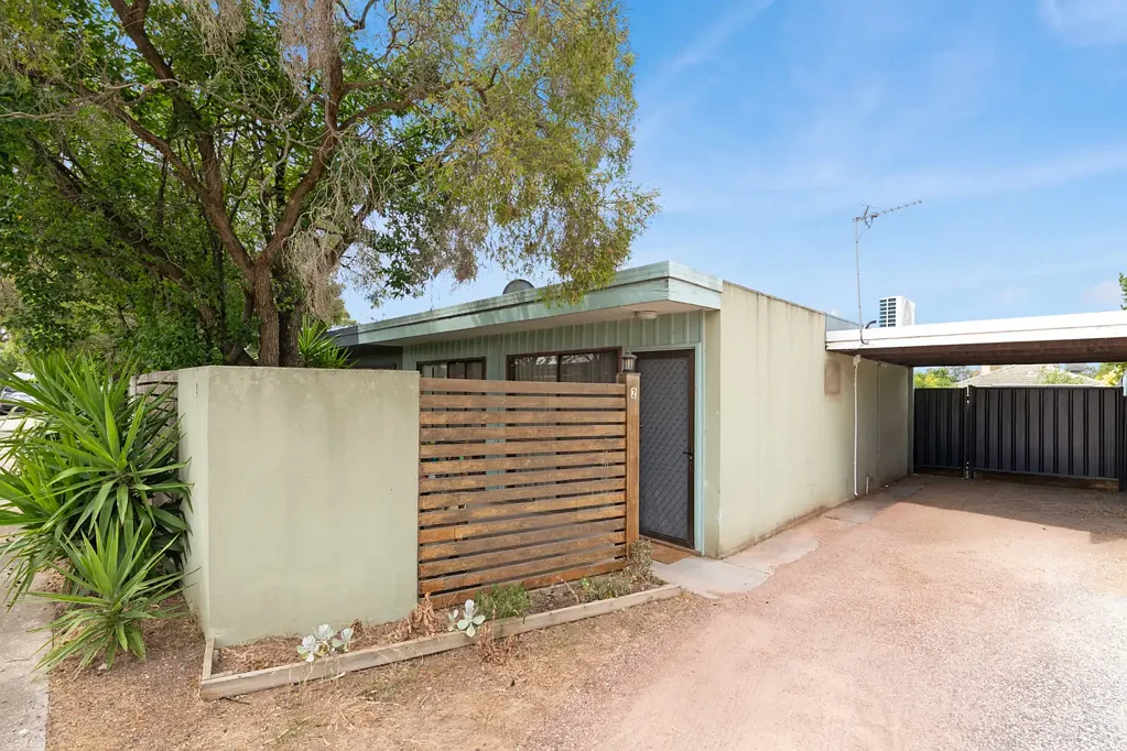 2/38 Lockwood Road, Kangaroo Flat, VIC 3555