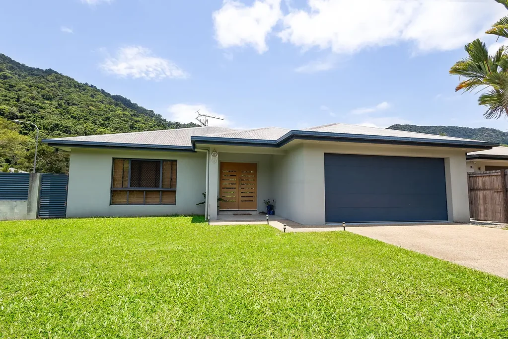 116 Xavier Herbert Drive, Redlynch, QLD 4870