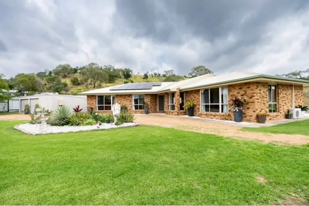 Gowrie Junction 4房  Peaceful Country Living Just 10 Minutes from Toowoomba