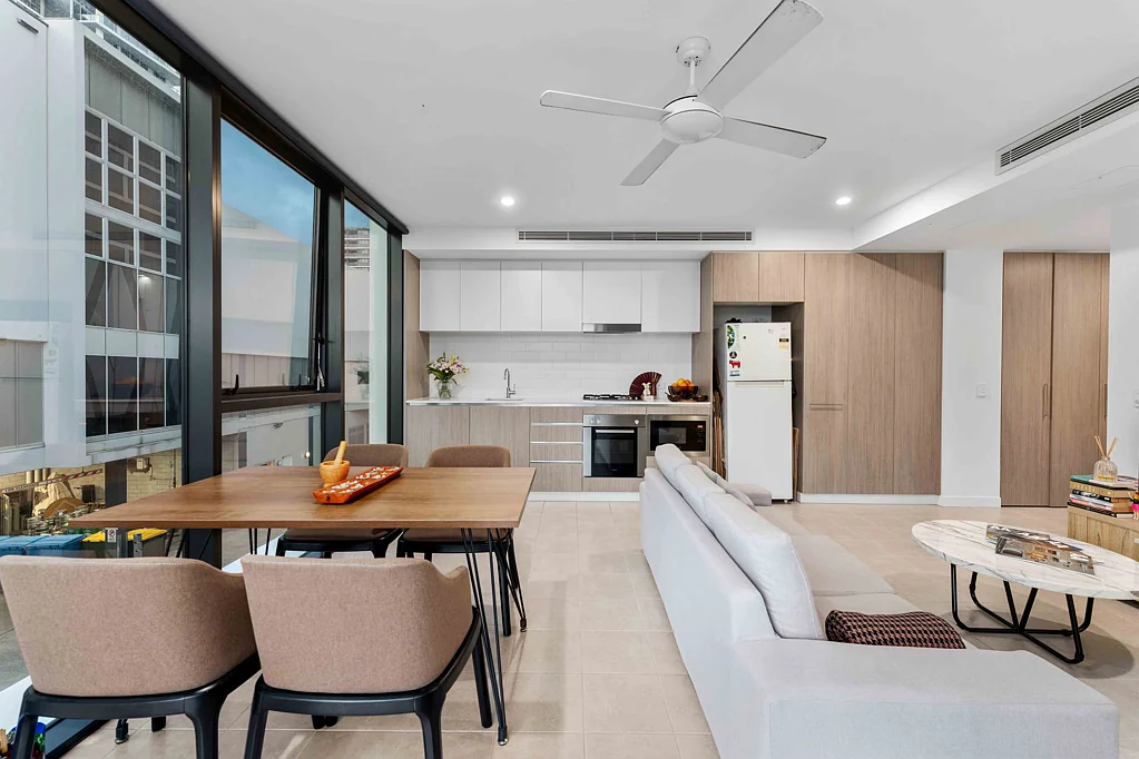10103/7 Wharf Street, Hamilton, QLD 4007