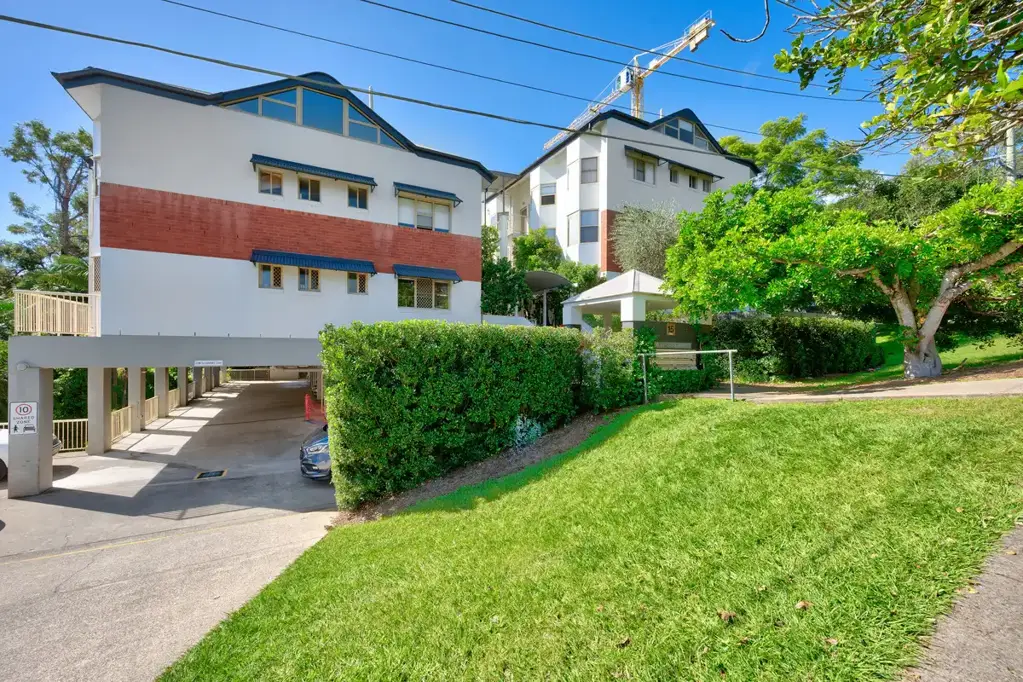 7/15 Clarence Road, Indooroopilly, QLD 4068