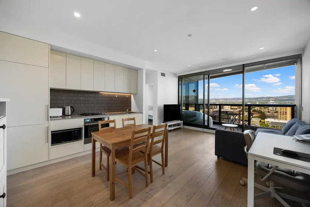 1402/421 King William Street, Adelaide, SA 5000