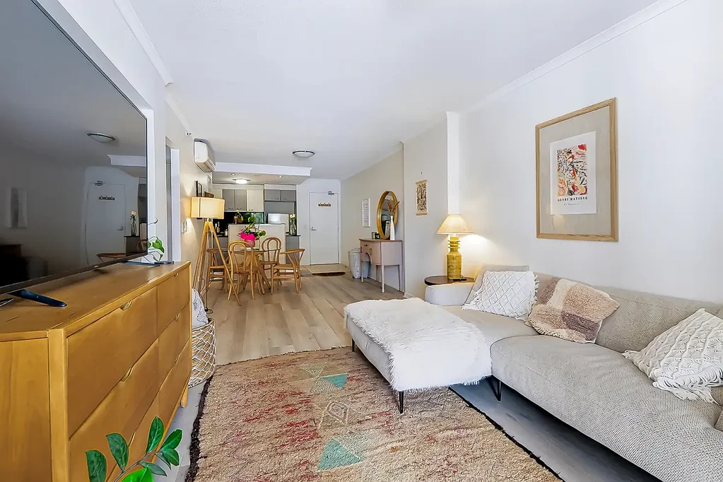 Surfers Paradise 1chambre Tranquil Resort-Style Living in the Heart of Budds Beach