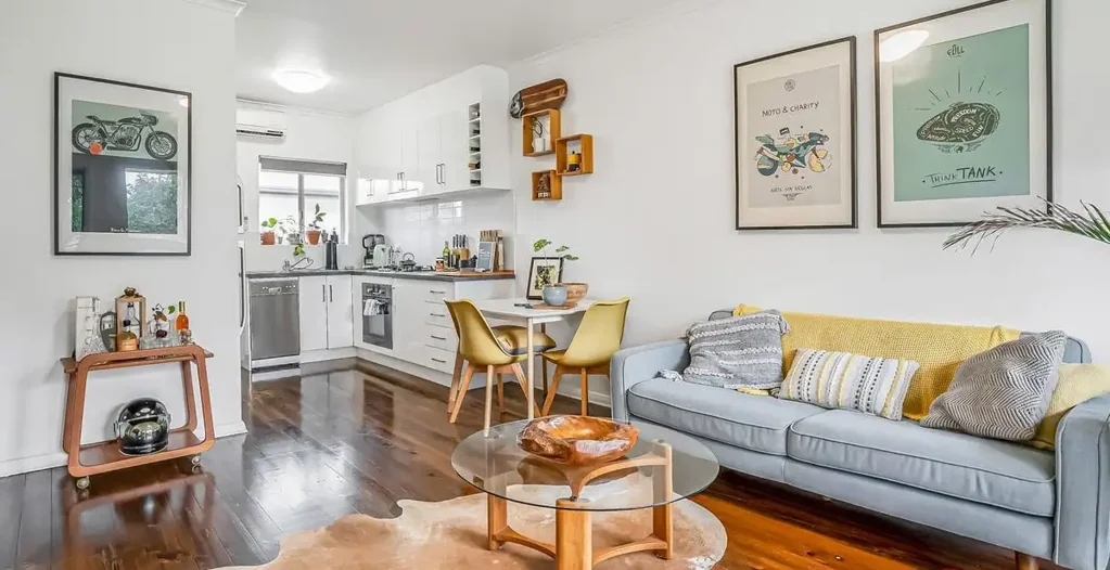 GREAT LOCATION CLOSE TO ADELAIDES BEST!