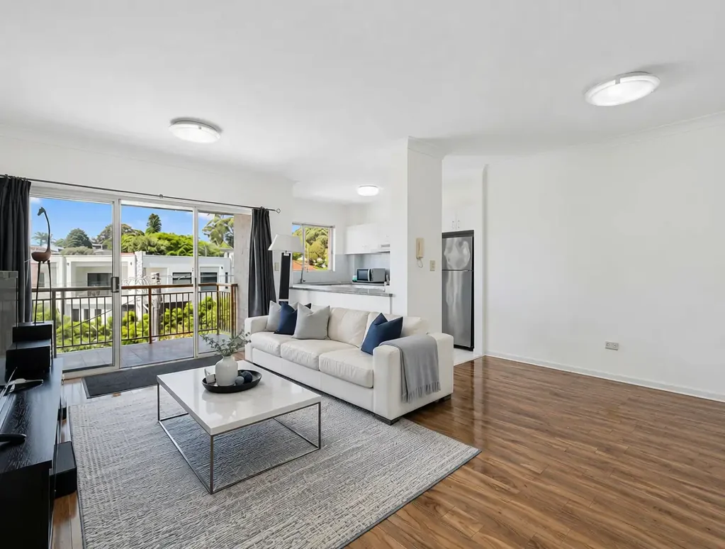 Private Top Floor Apartment
