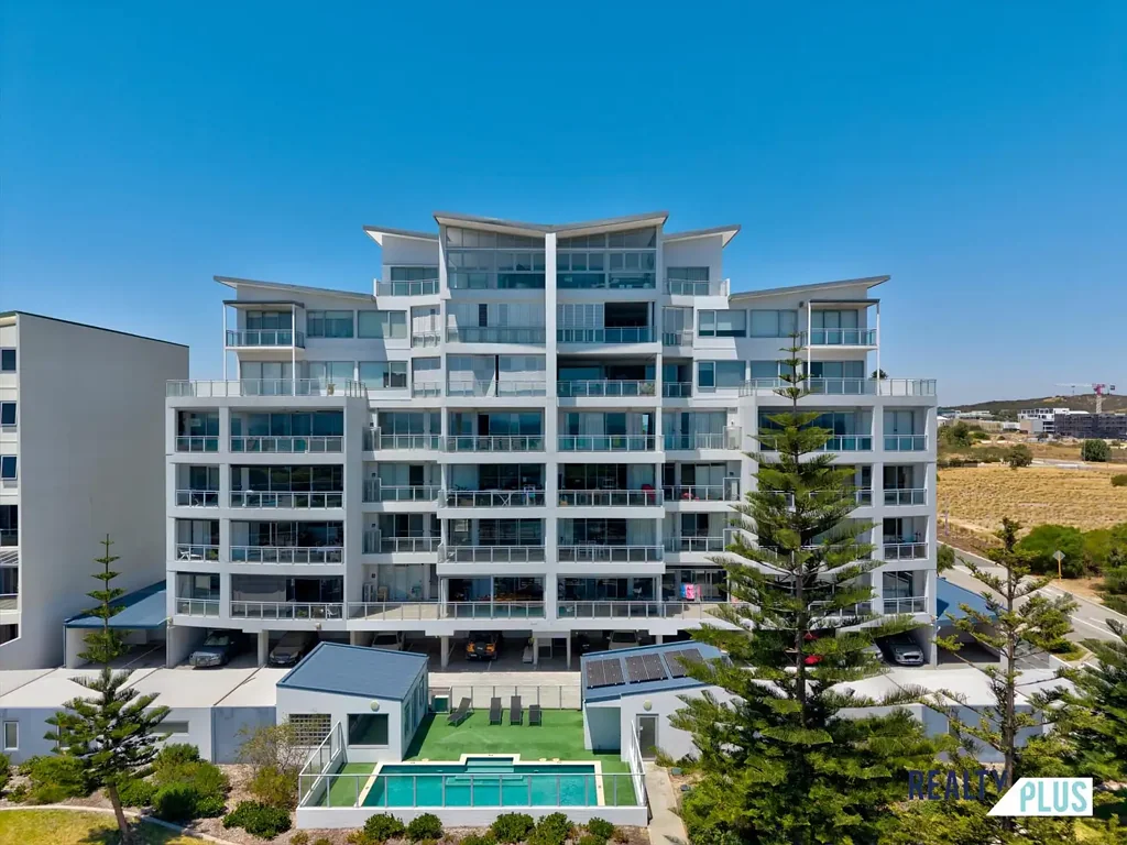 1/52 Rollinson Road, North Coogee, WA 6163