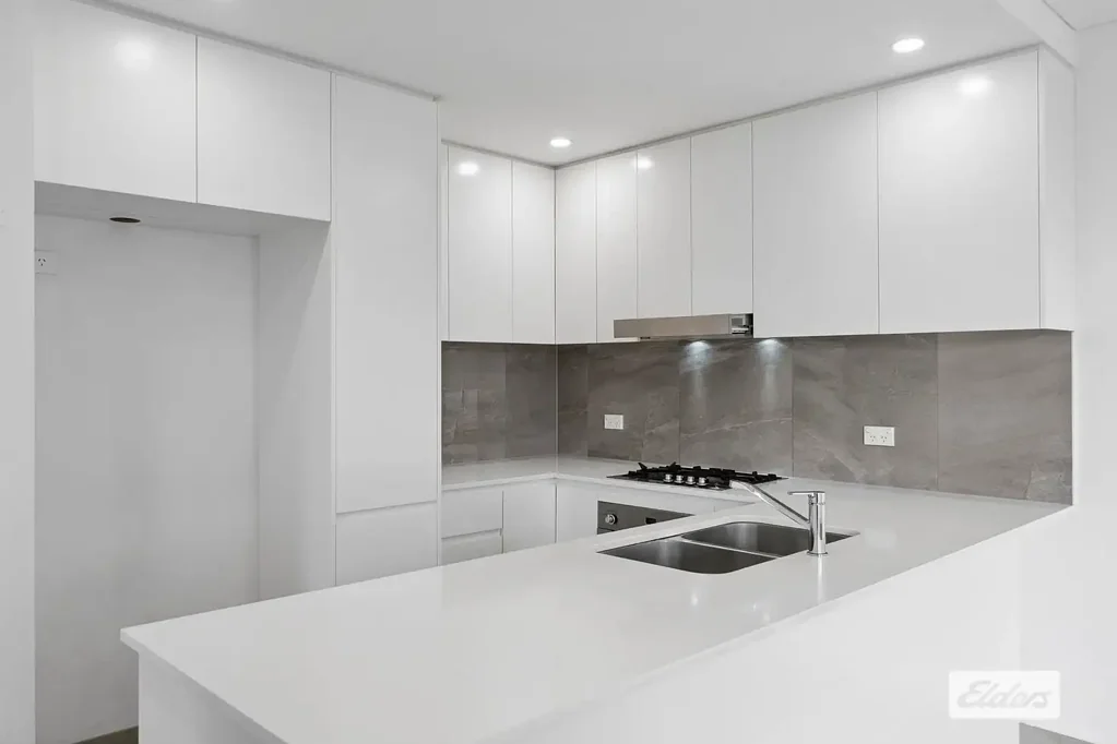 Mays Hill 2ਬੈੱਡਰੂਮ Modern Elegance and Unmatched Convenience in the Heart of Mays Hill