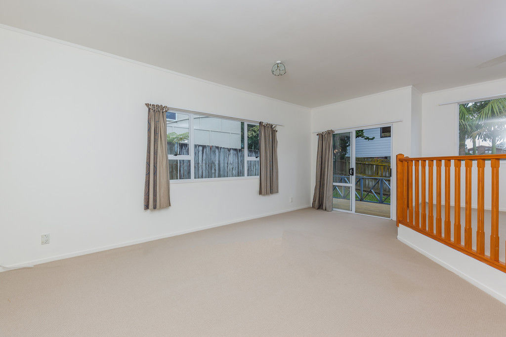 1/4 Ronald Macken Place, Windsor Park, Auckland - North Shore, 3房, 0浴