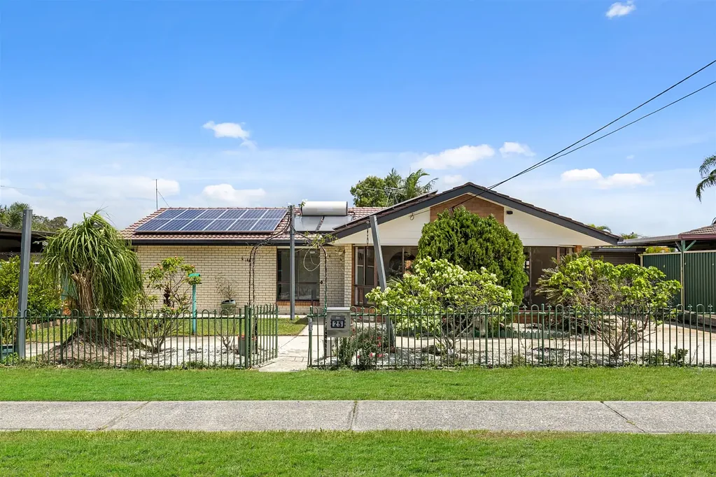 25 Keatley Street, Crestmead, QLD 4132