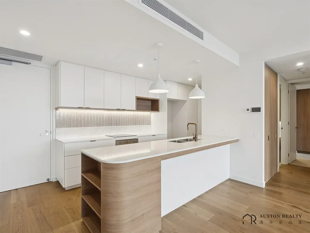Brand New Luxury Living in the Heart of the Robina