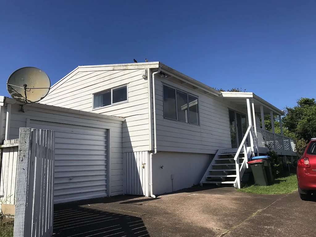 Mt Roskill, 2 bedrooms, 1.5 bathroom