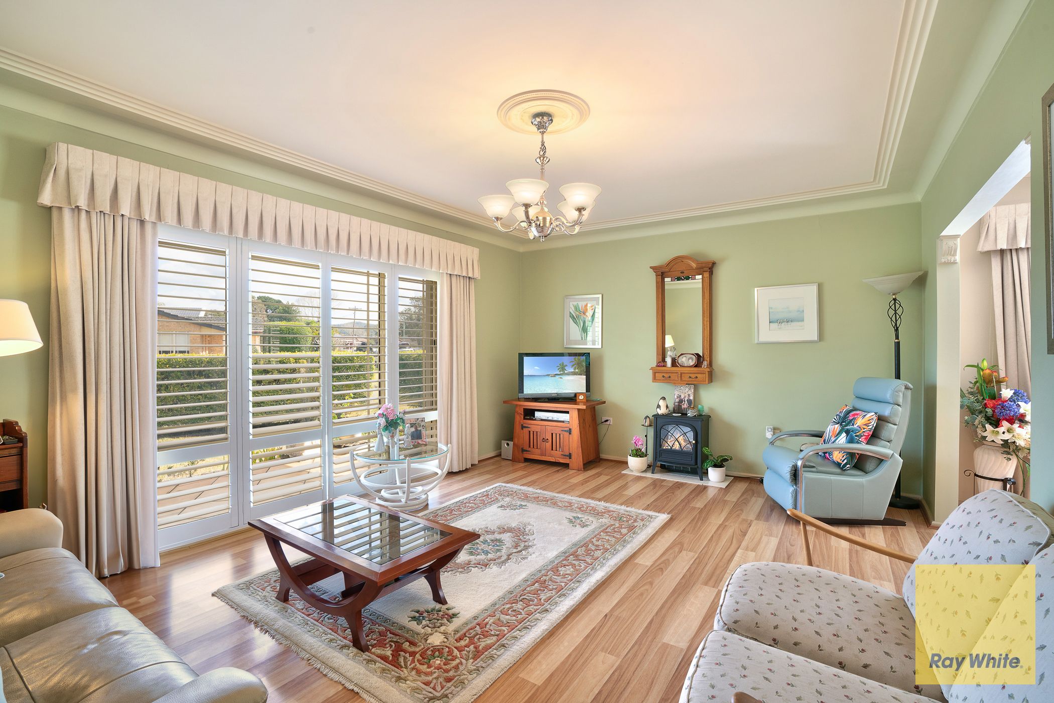 23 CAMELLIA CIR, WOY WOY NSW 2256, 0 chambres, 0 salles de bain, House