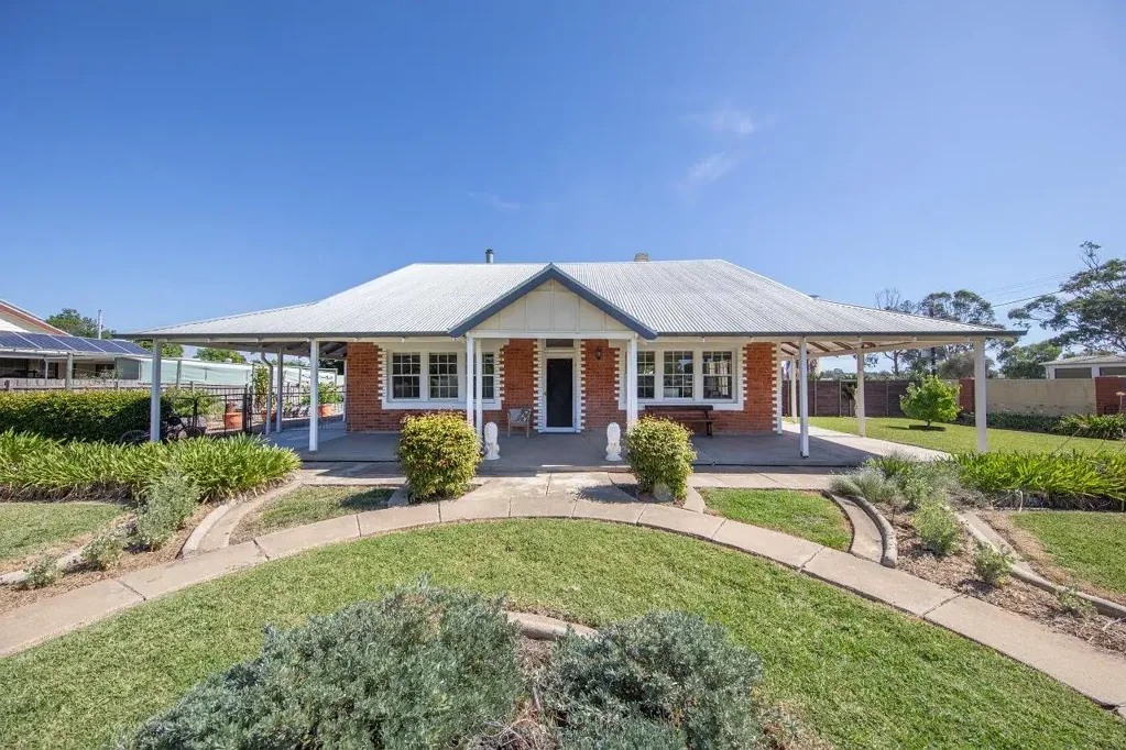 Barham 4房  Beautifully Renovated 1930s Home with Space, Character and Versatility