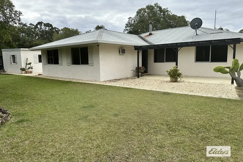 Peaceful Rural Retreat – 4 Bedroom Home on 10 Acres