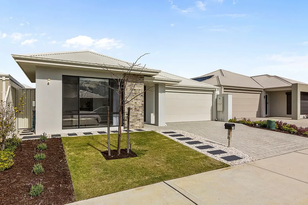 12 Fleet Way, Brabham, WA 6055