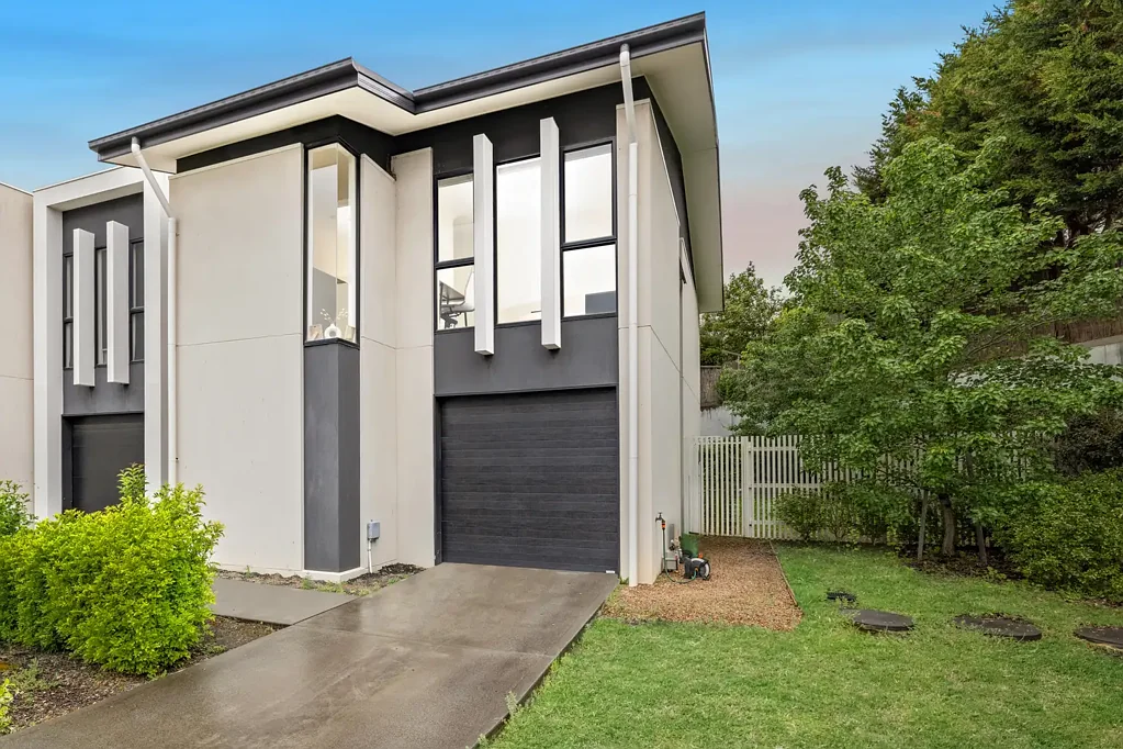 60 Amadeo Way, Chirnside Park, VIC 3116