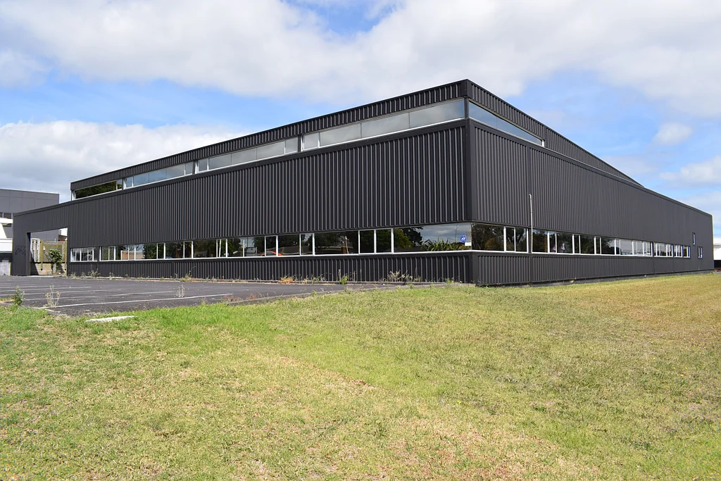 Wiri A Commanding Position in Wiri