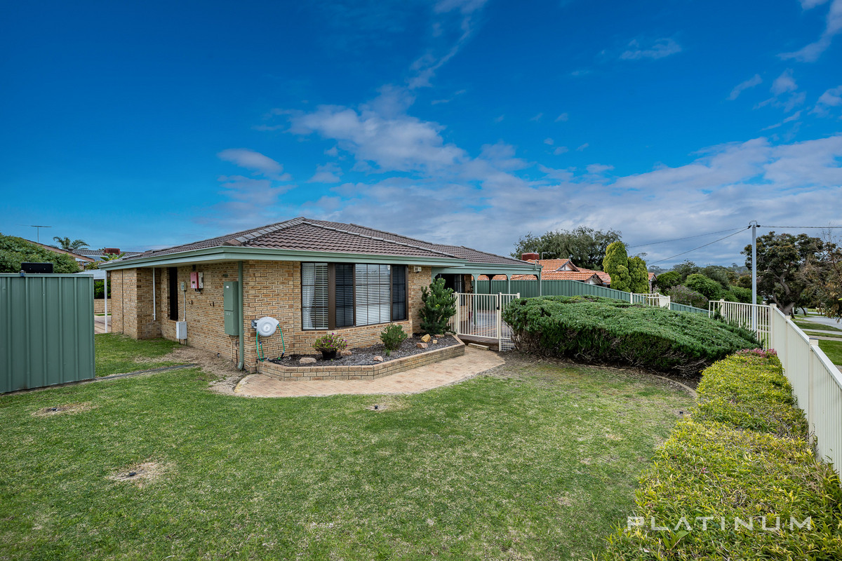 17 WARRANDYTE DR, CRAIGIE WA 6025, 0部屋, 0バスルーム, House