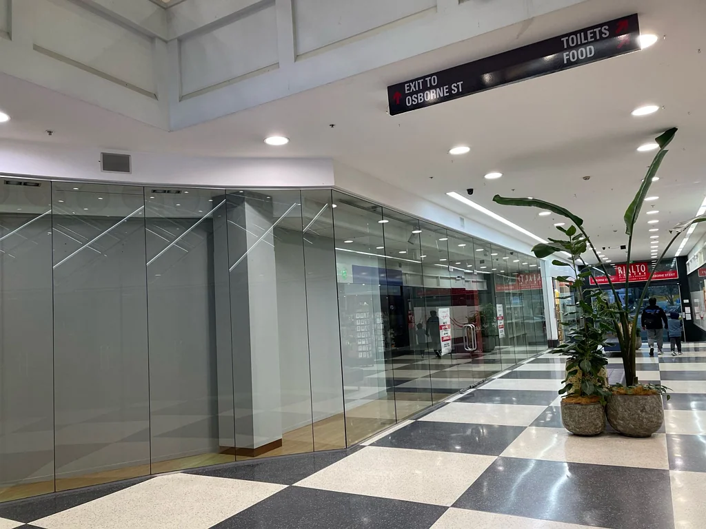 Newmarket Large Space in Rialto Mall