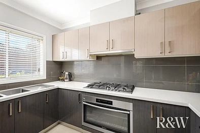 1/28 Charlotte Road, Rooty Hill, NSW 2766, 4房, 2浴, Townhouse