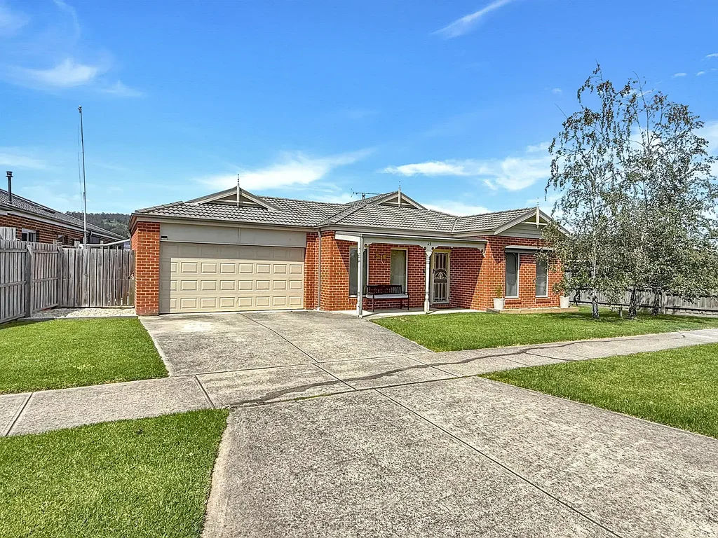 Yarragon 4침실 Standout property in desirable location