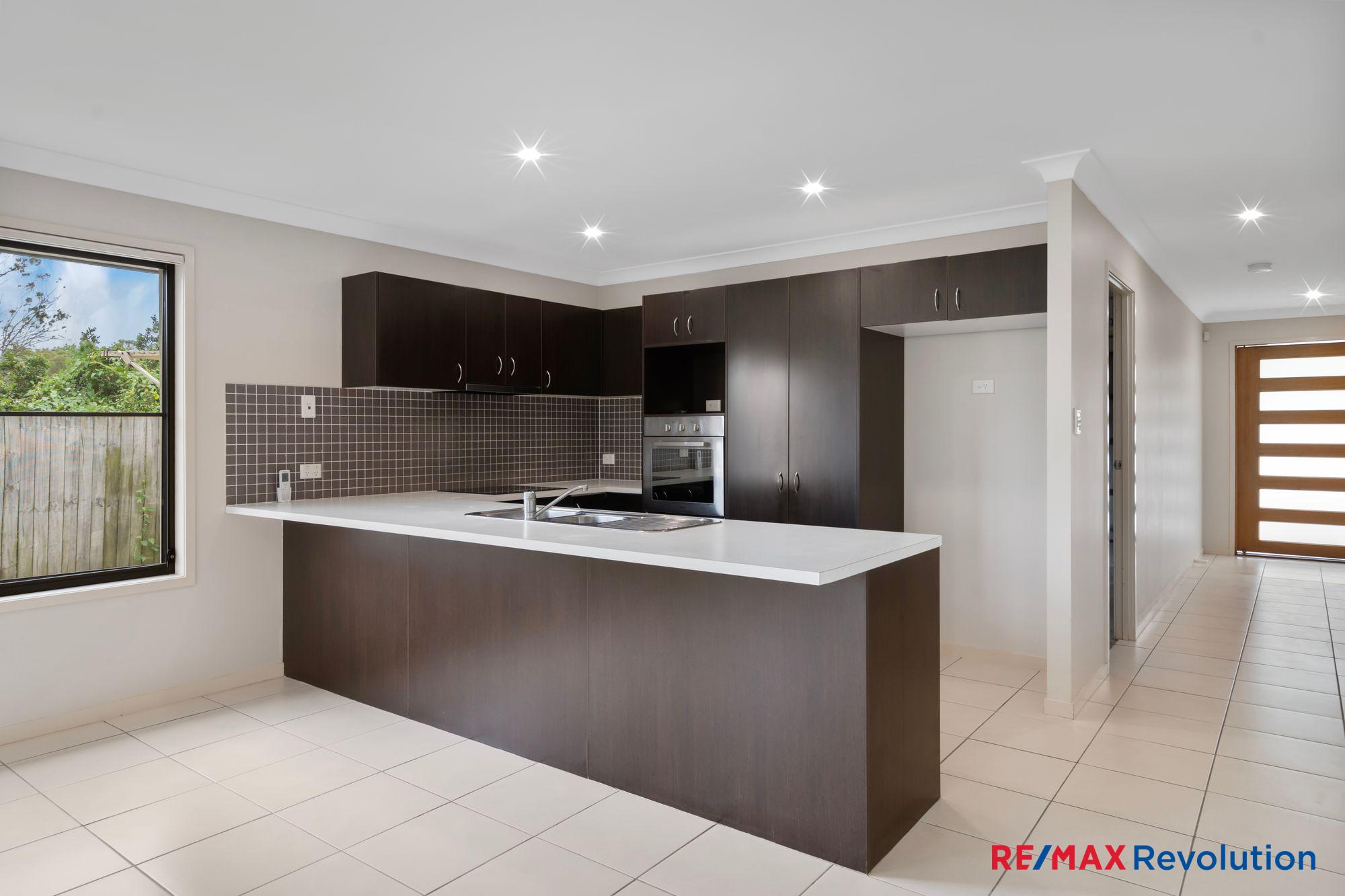 10 ROTHBURY AV, HOLMVIEW QLD 4207, 0 Schlafzimmer, 0 Badezimmer, House