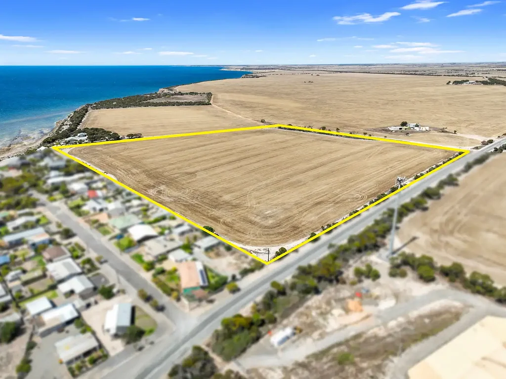 Port Vincent  Acres near the Beach!