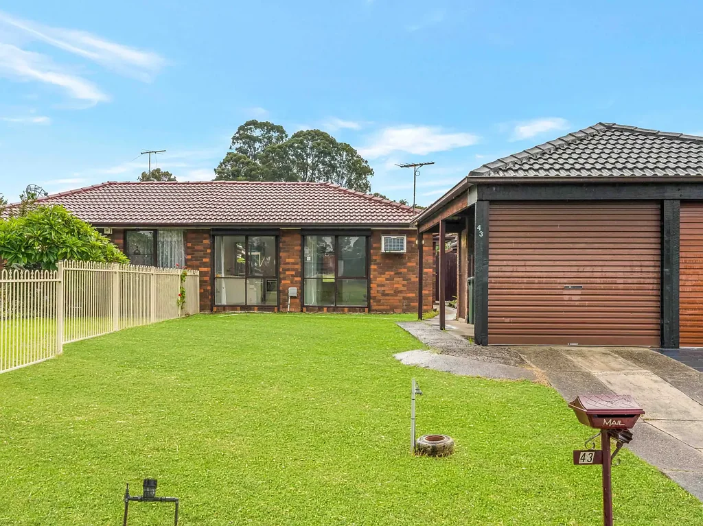 Macquarie Fields 3બેડરૂમ Duplex in Prime Location!