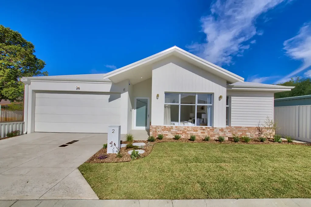 Bayswater 3房  EXCEPTIONAL BRAND NEW HOME