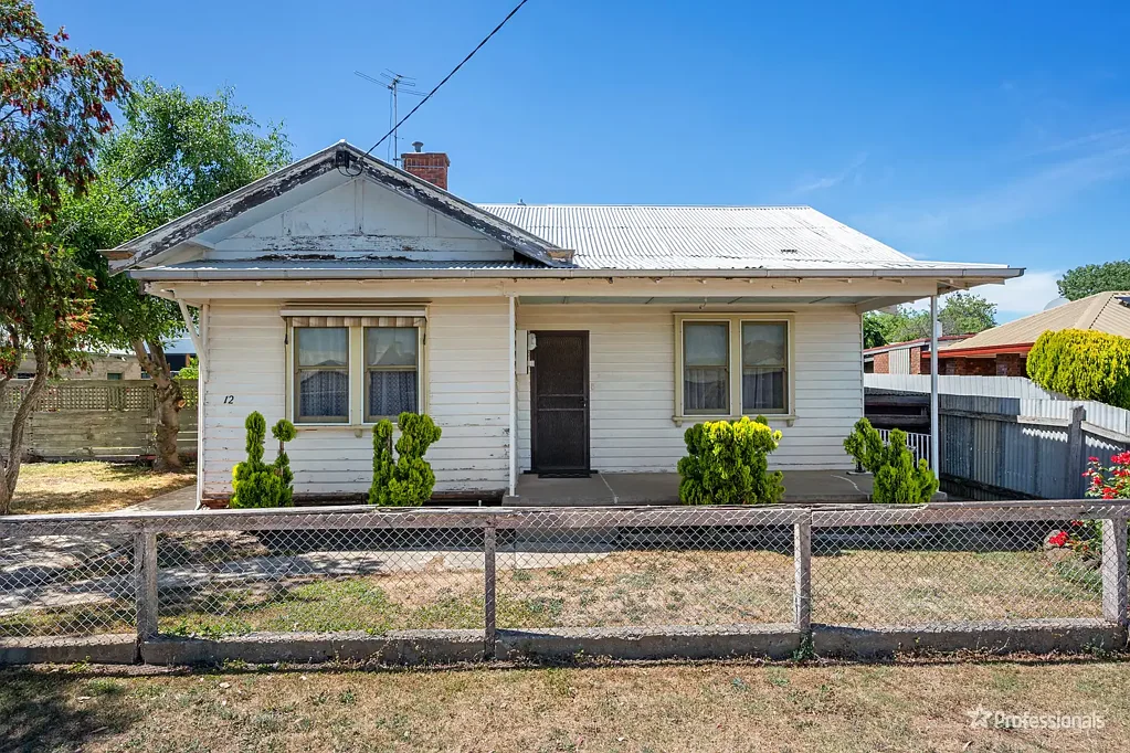 12 Herring Street, Maryborough, VIC 3465