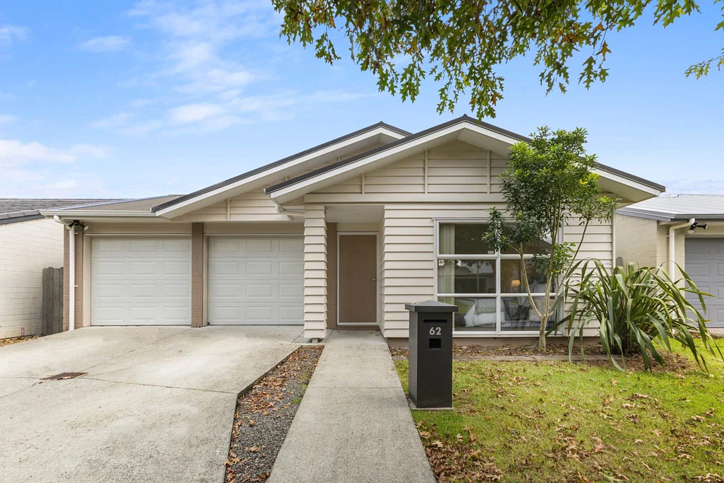 Takanini 4غرفة نوم Modern Family Living in a Sought-After Location